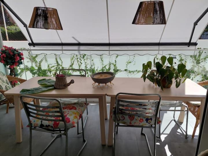 Chic Home With Garage Almunecar San Cristobal Ngoại thất bức ảnh